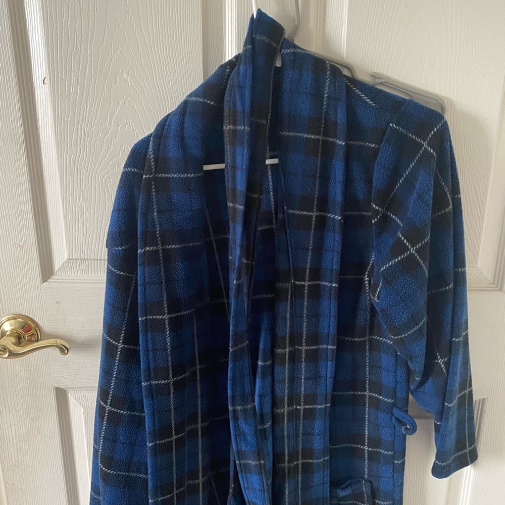 Men’s blue robe
